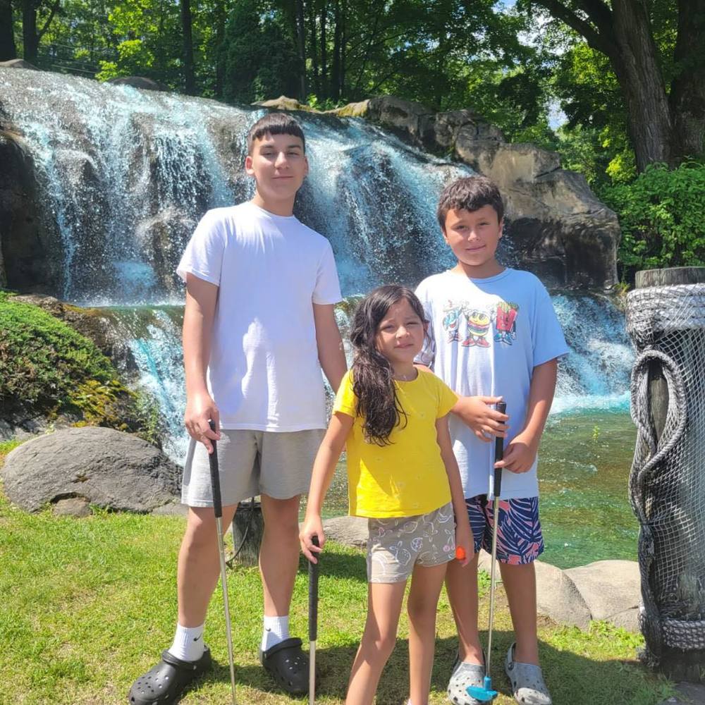 Meet your Posher, Naomi